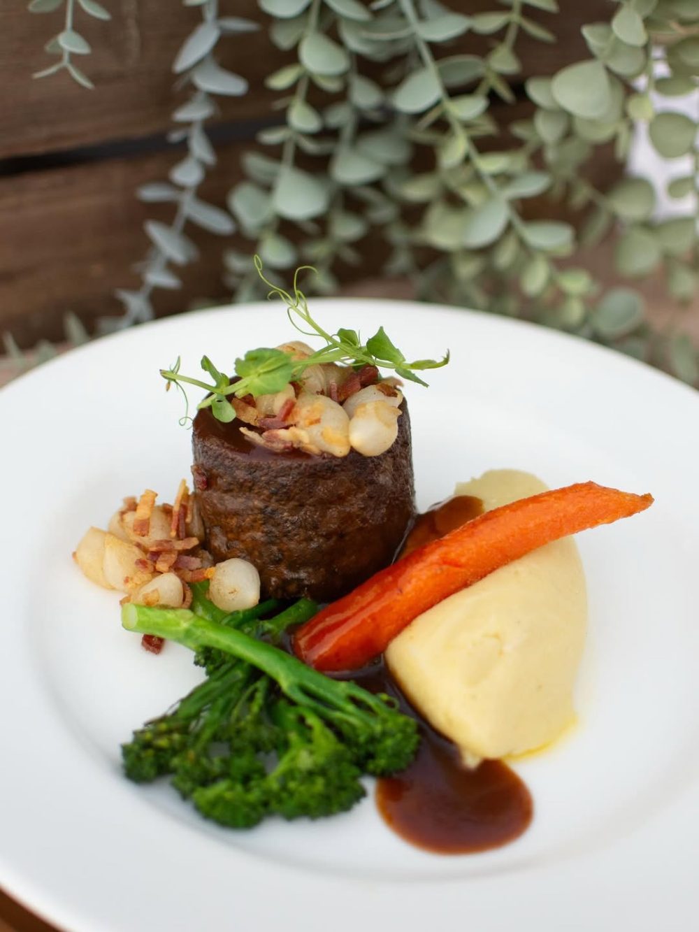 Beef fillet, bacon & roots